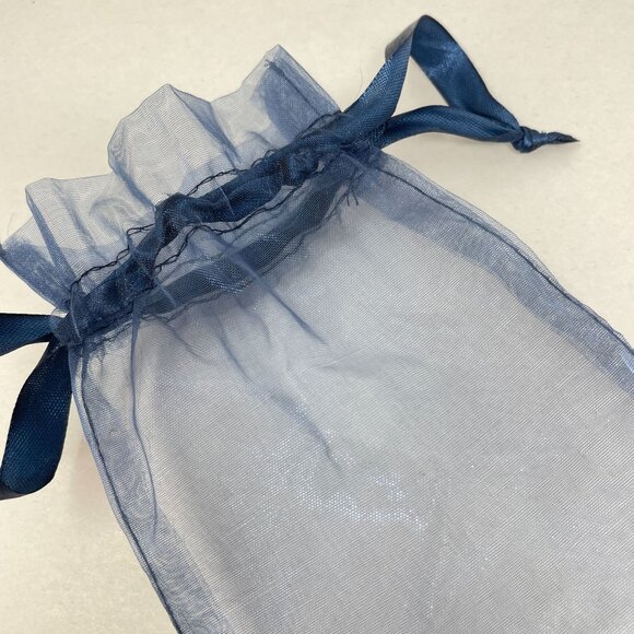 BKE Buckle Necklace Set of 3 Silver-Tone Necklaces Chains Celestial Stars - Picture 6 of 9